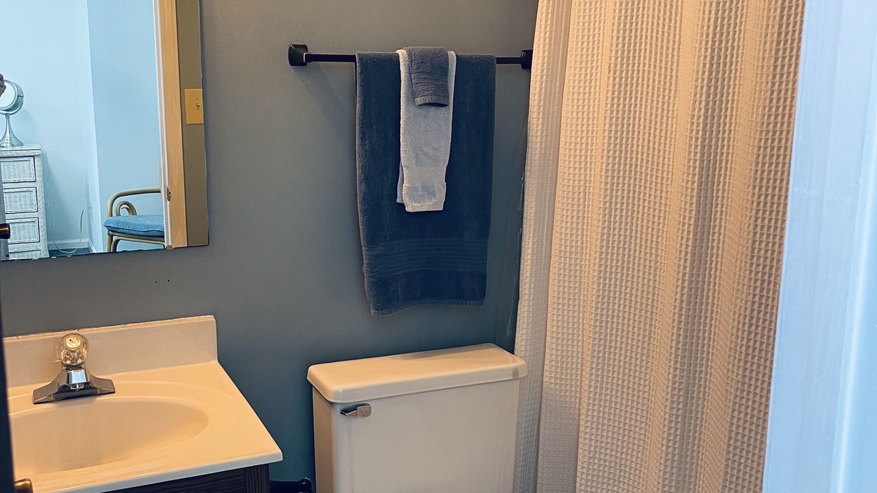 Photo of Bathroom in Emerald Isle