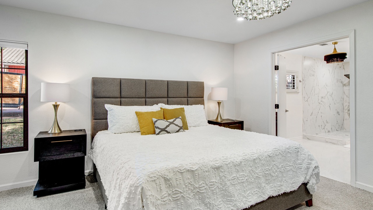 Photo of Bedroom in Horseshoe Bay
