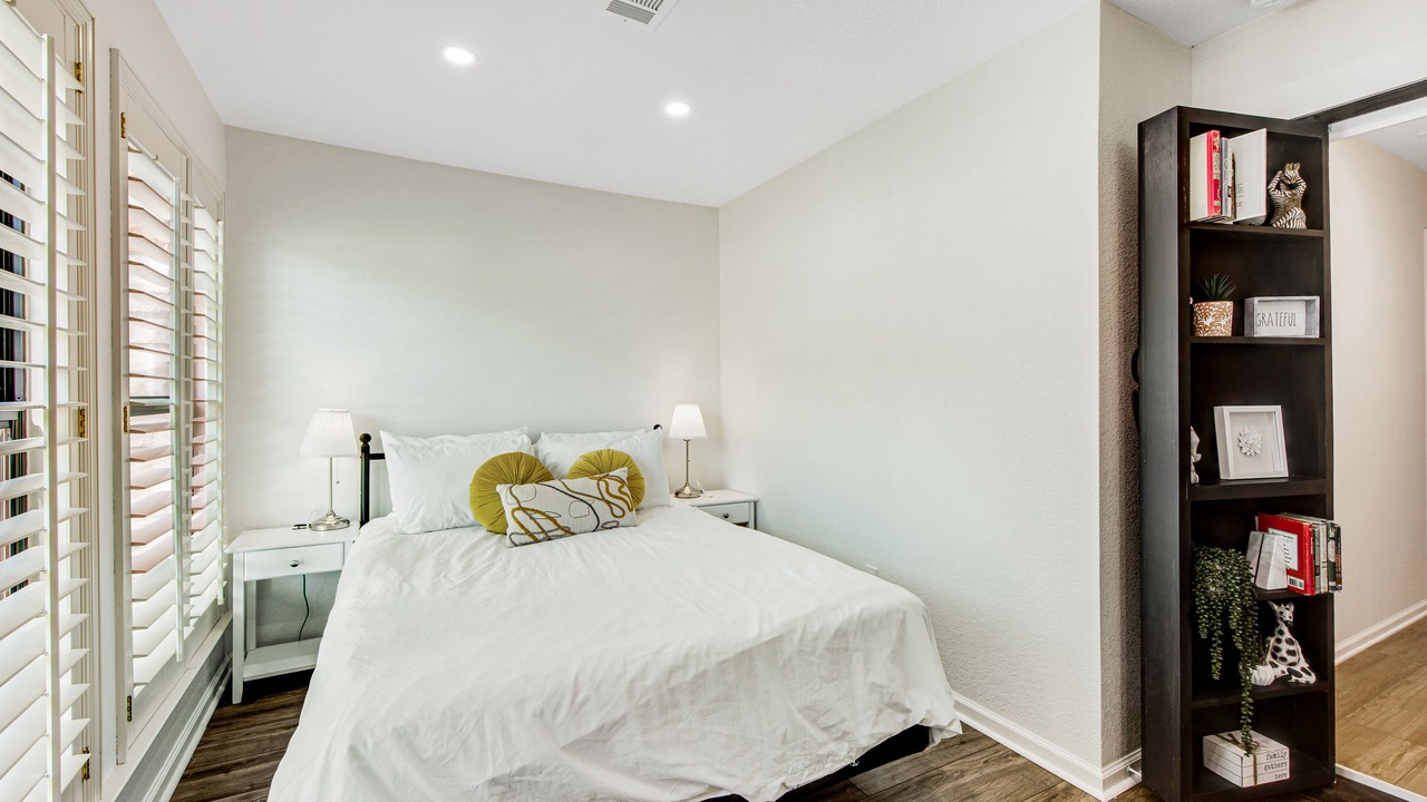 Photo of Bedroom in Horseshoe Bay