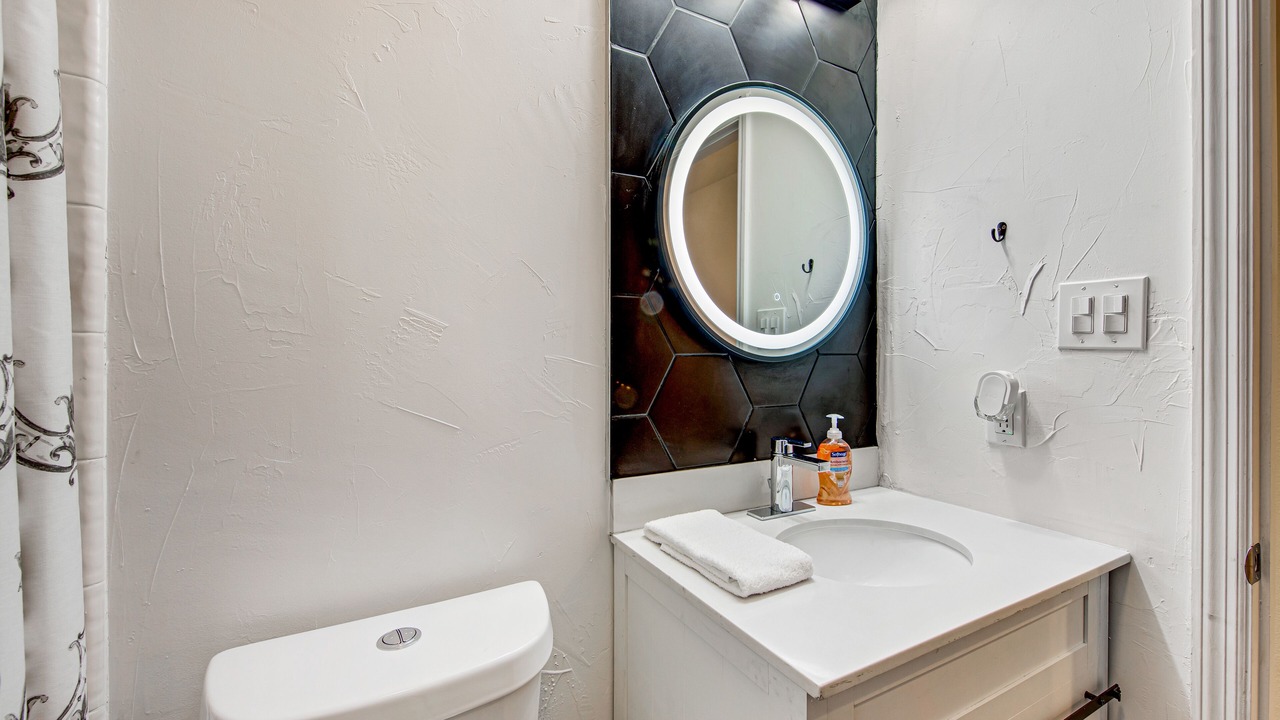 Photo of Bathroom in Horseshoe Bay