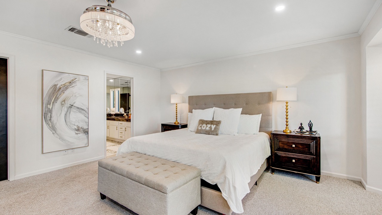 Photo of Bedroom in Horseshoe Bay