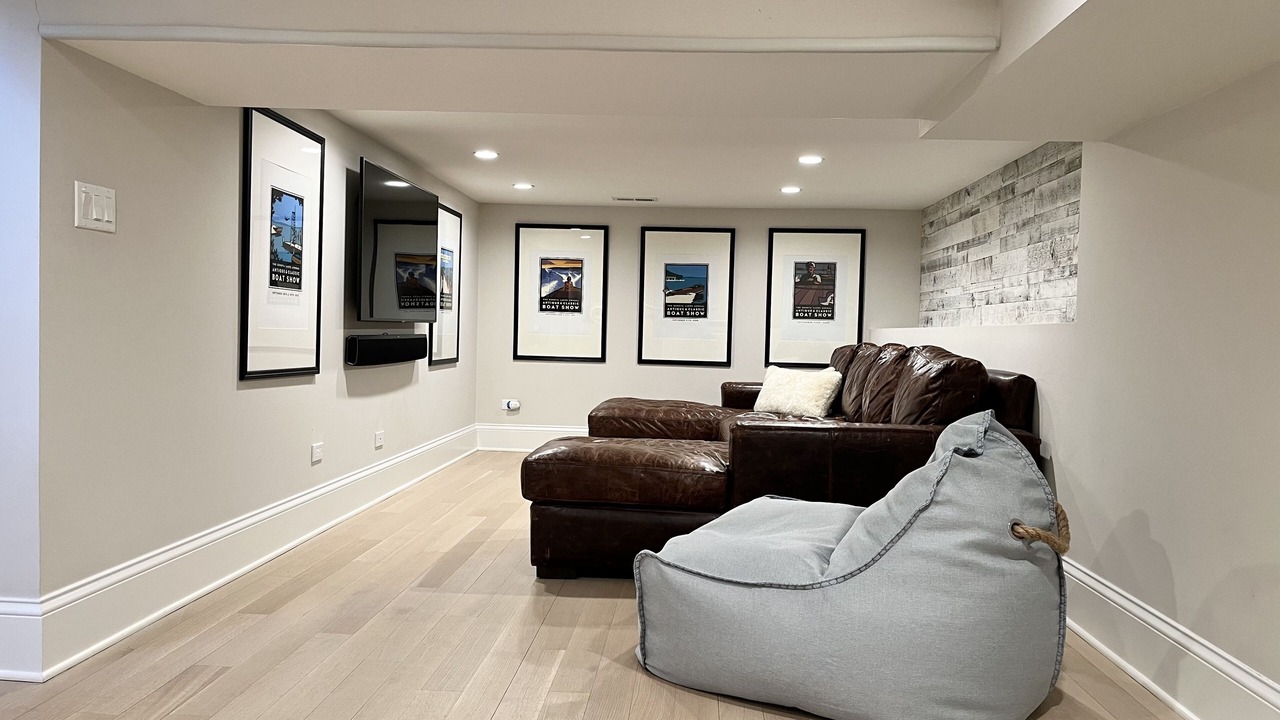 Photo of Bedroom in Country Club Estates