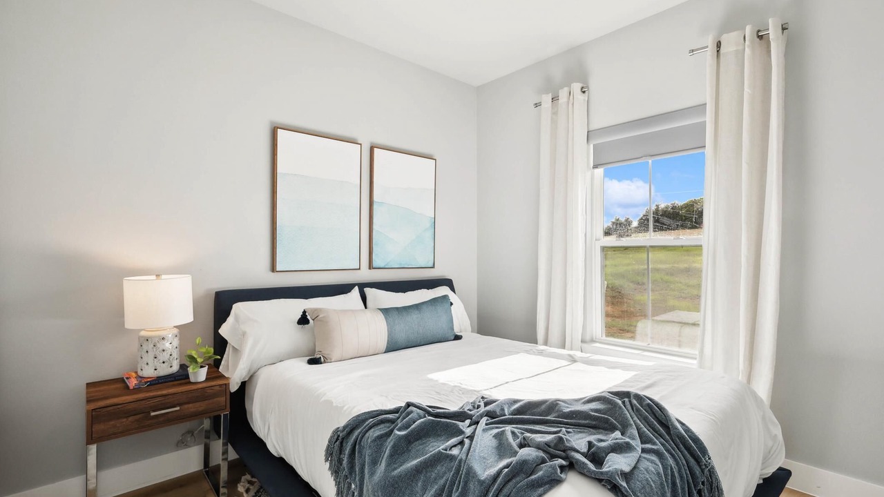 Photo of Bedroom in Graford