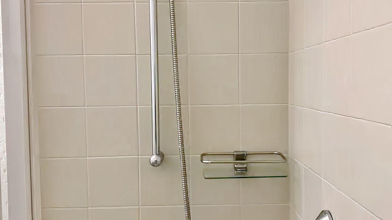 Photo of Bathroom in Part Dieu - Bir Hakeim