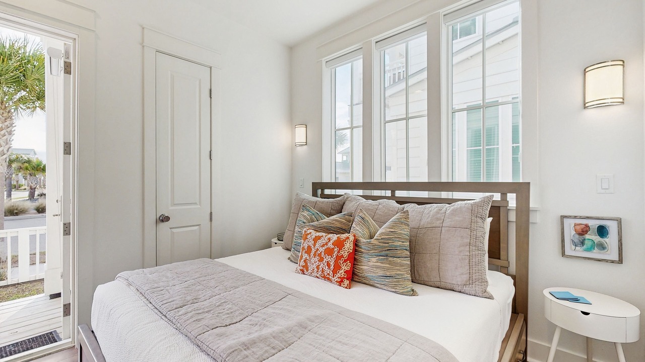 Photo of Bedroom in Port Aransas