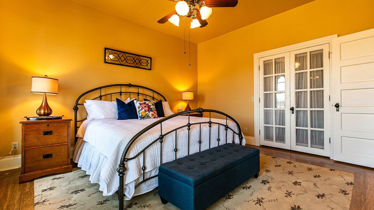 Photo of Bedroom in Dubuque