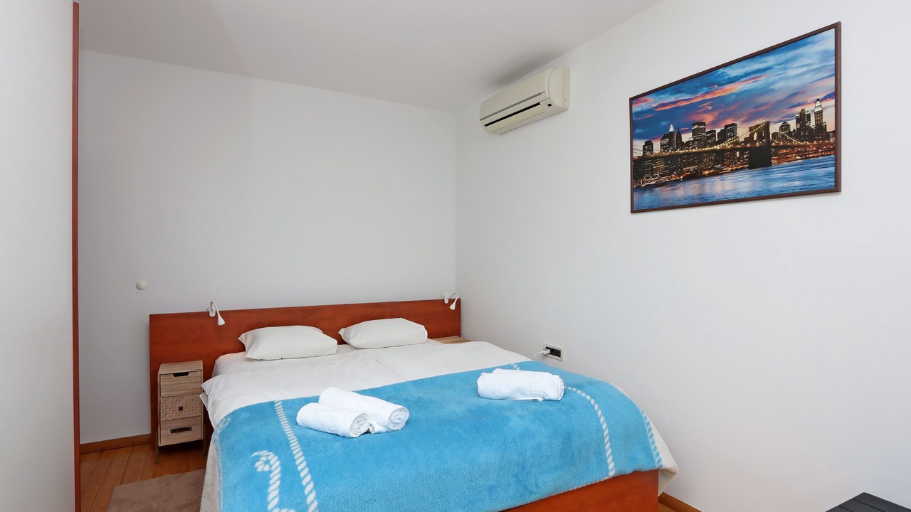 Photo of Bedroom in Pobri