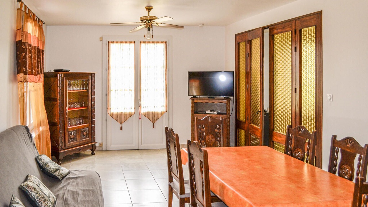 Photo of Bedroom in Coutras