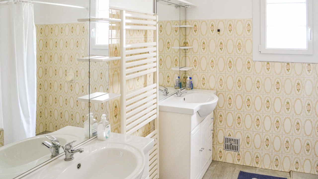 Photo of Bathroom in Coutras