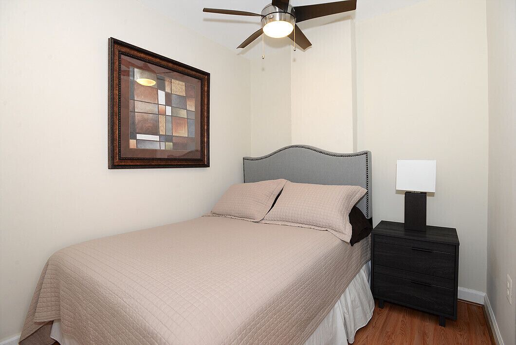 Photo of Bedroom in Rosslyn