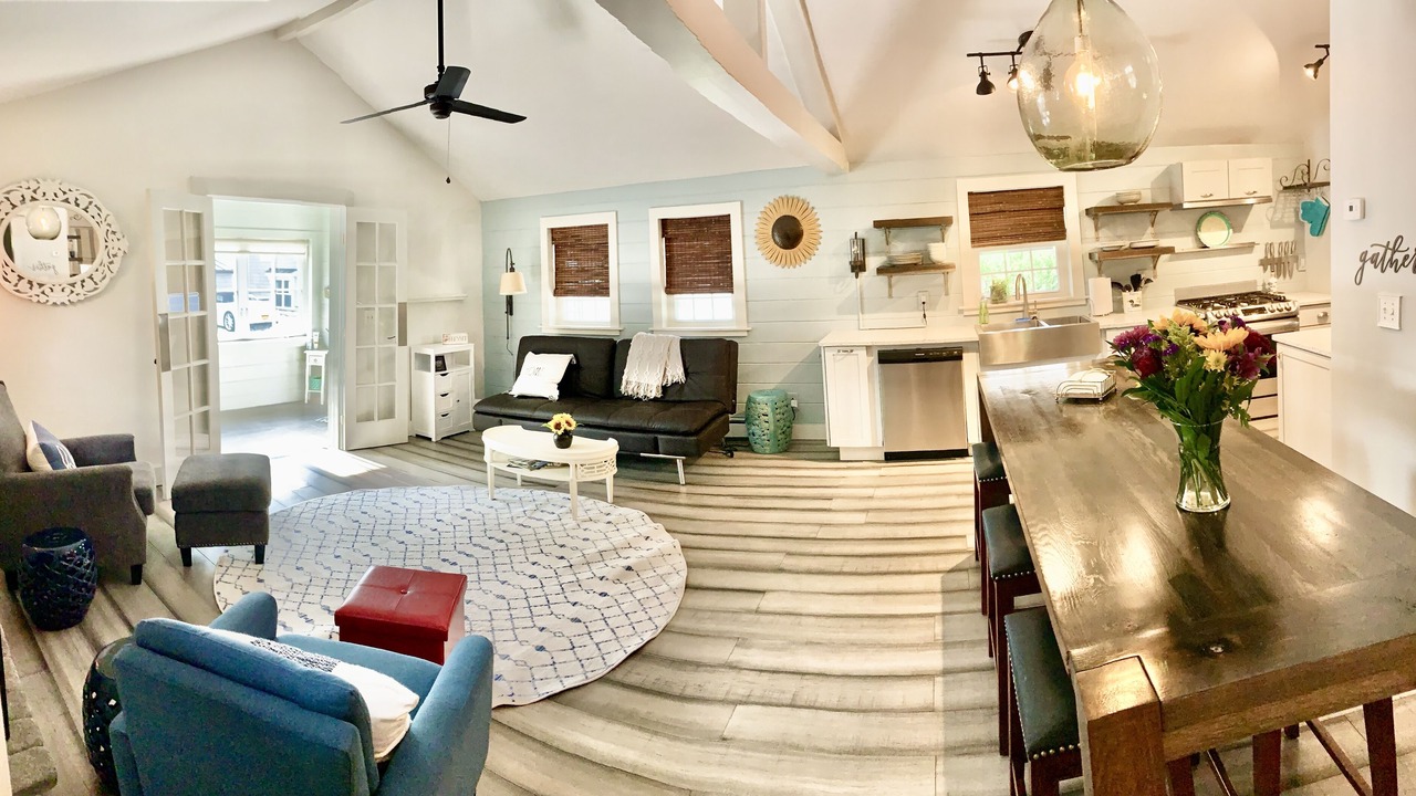 Photo of Livingroom in Canandaigua