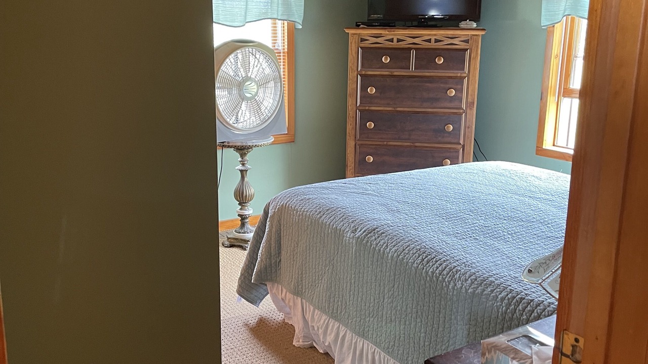 Photo of Bedroom in Cape Vincent