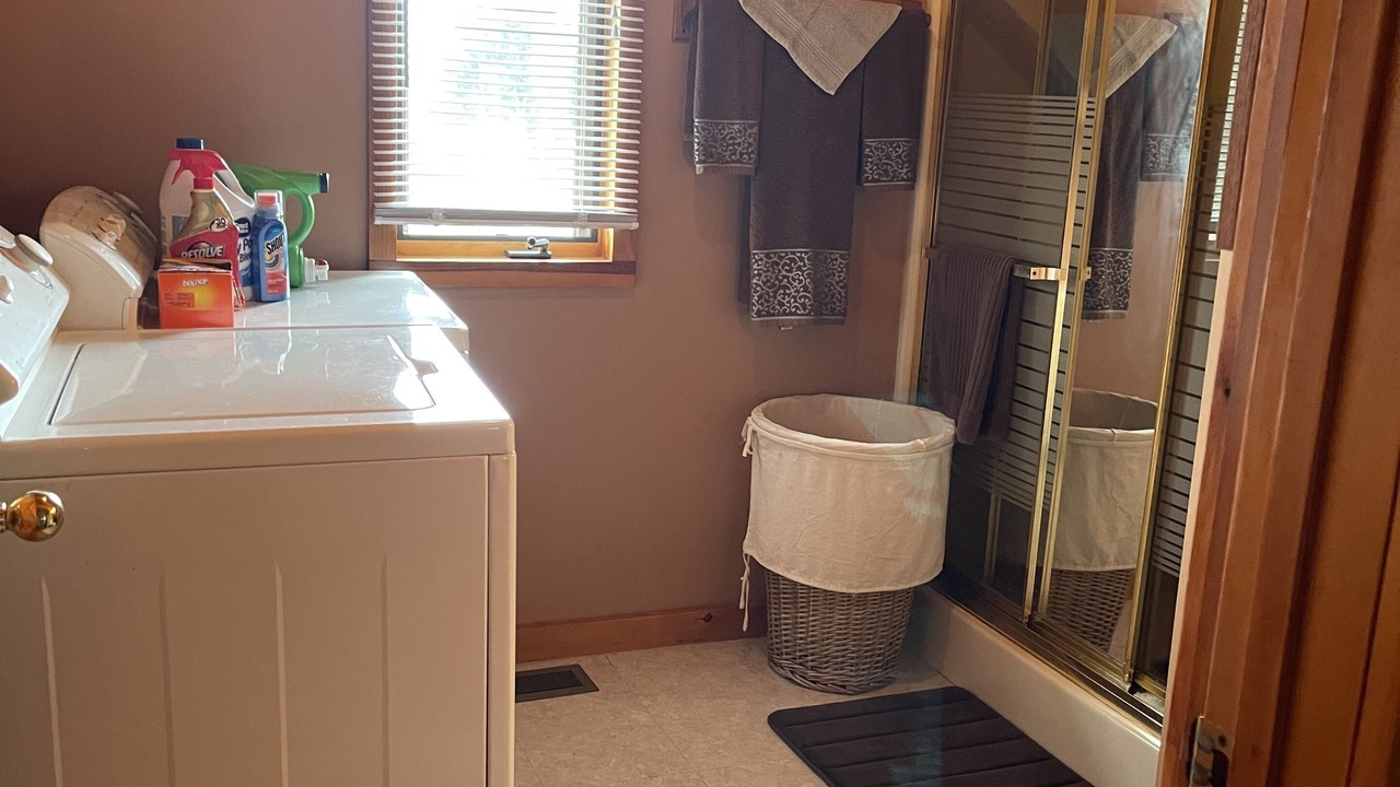 Photo of Bathroom in Cape Vincent