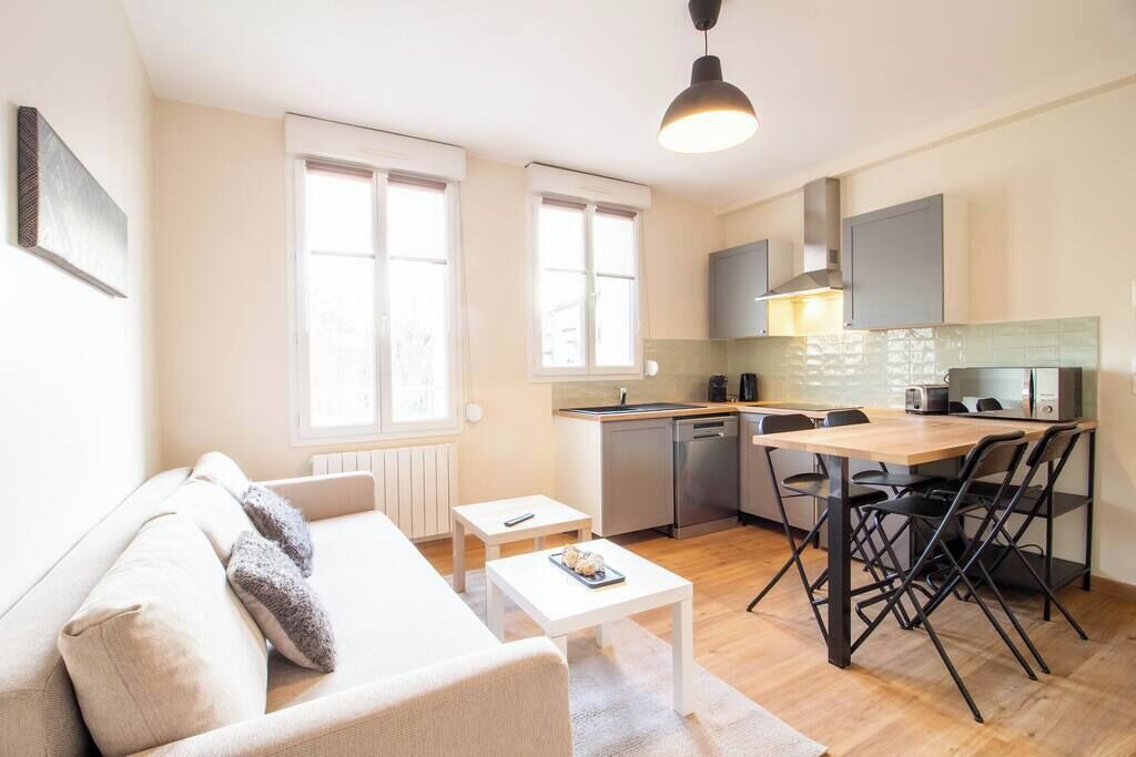 Photo of Livingroom in Vernon