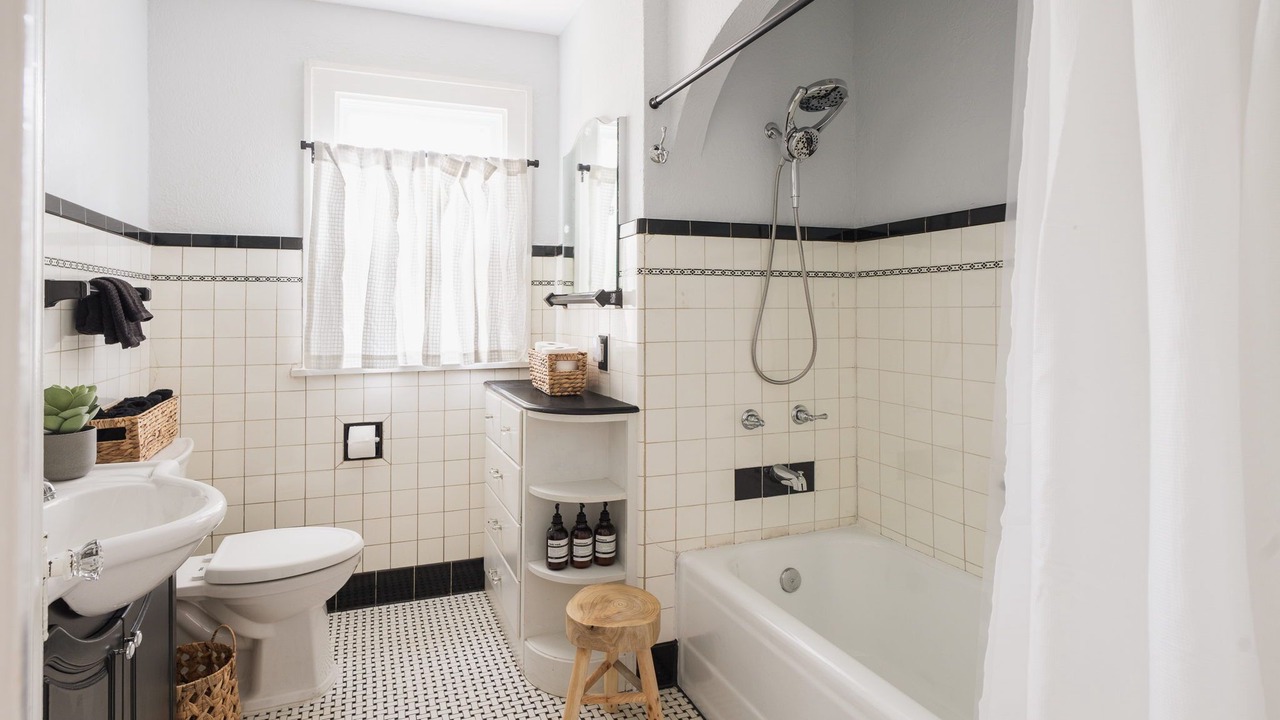 Photo of Bathroom in Central Oklahoma City