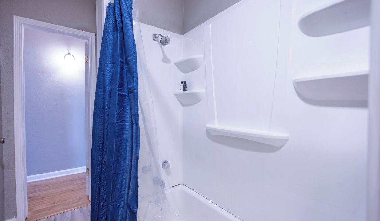 Photo of Bathroom in Sulphur
