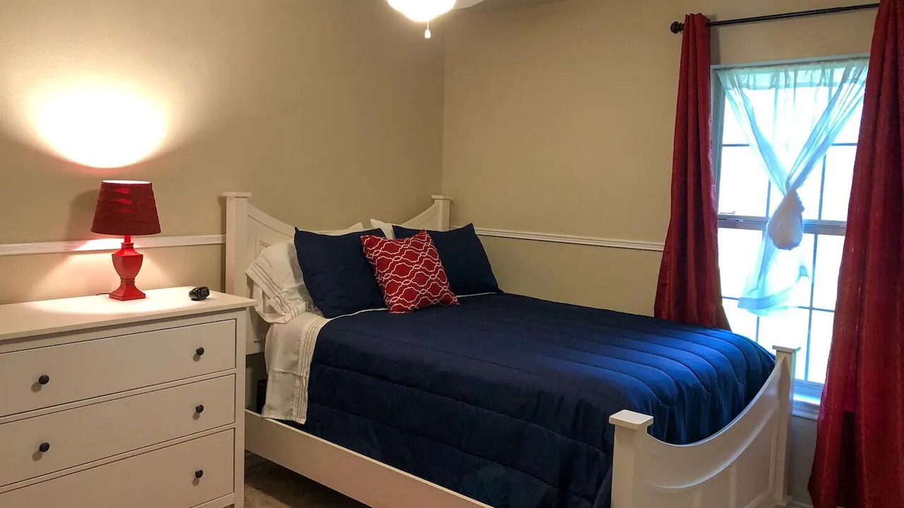 Photo of Bedroom in Westfield Village