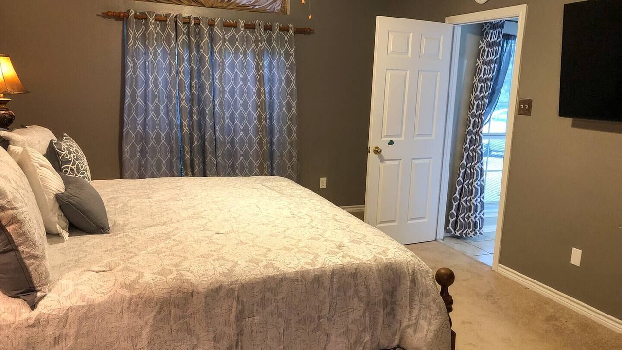 Photo of Bedroom in Westfield Village