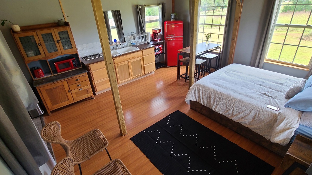 Photo of Bedroom in Eureka Springs
