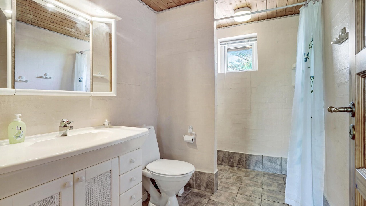 Photo of Bathroom in Nørre Fjand