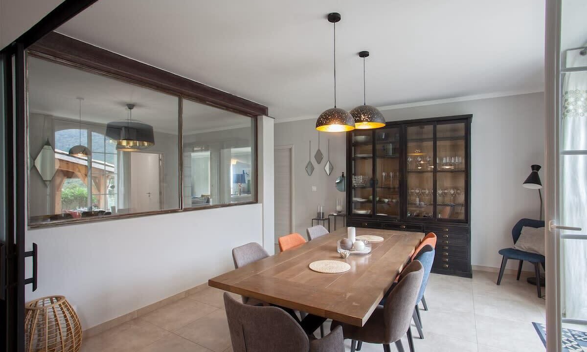 Photo of Others in Miomo