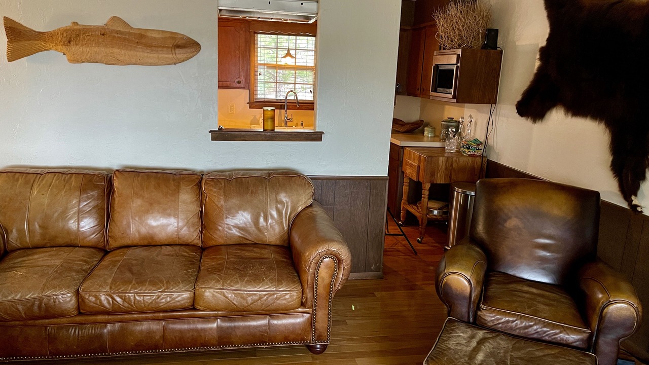 Photo of Livingroom in Sulphur