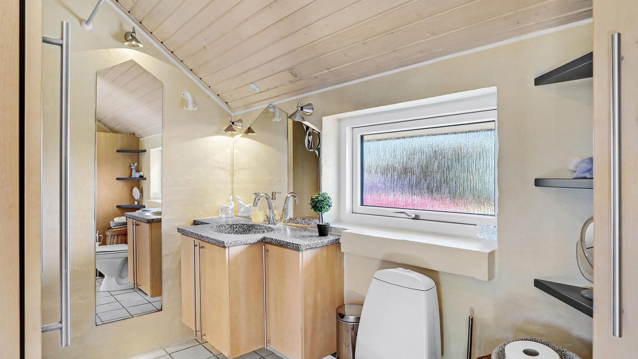 Photo of Others in Remmer Strand