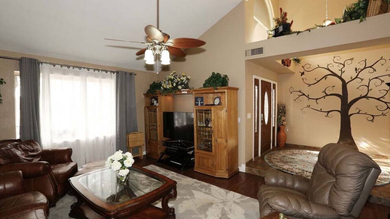 Photo of Livingroom in Mesa