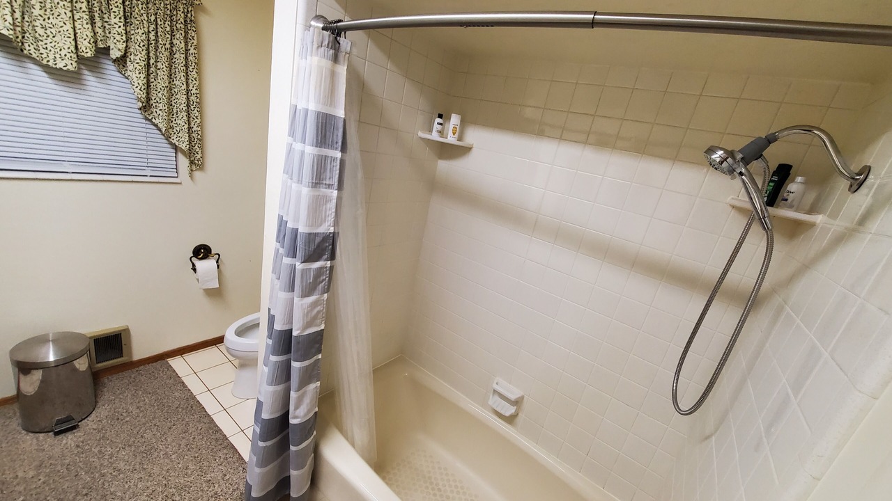 Photo of Bathroom in Lapoint
