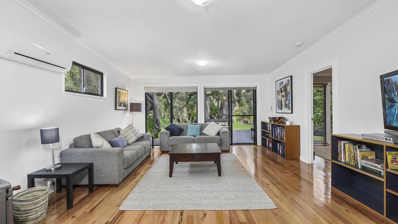 Photo of Livingroom in Kirwans Bridge