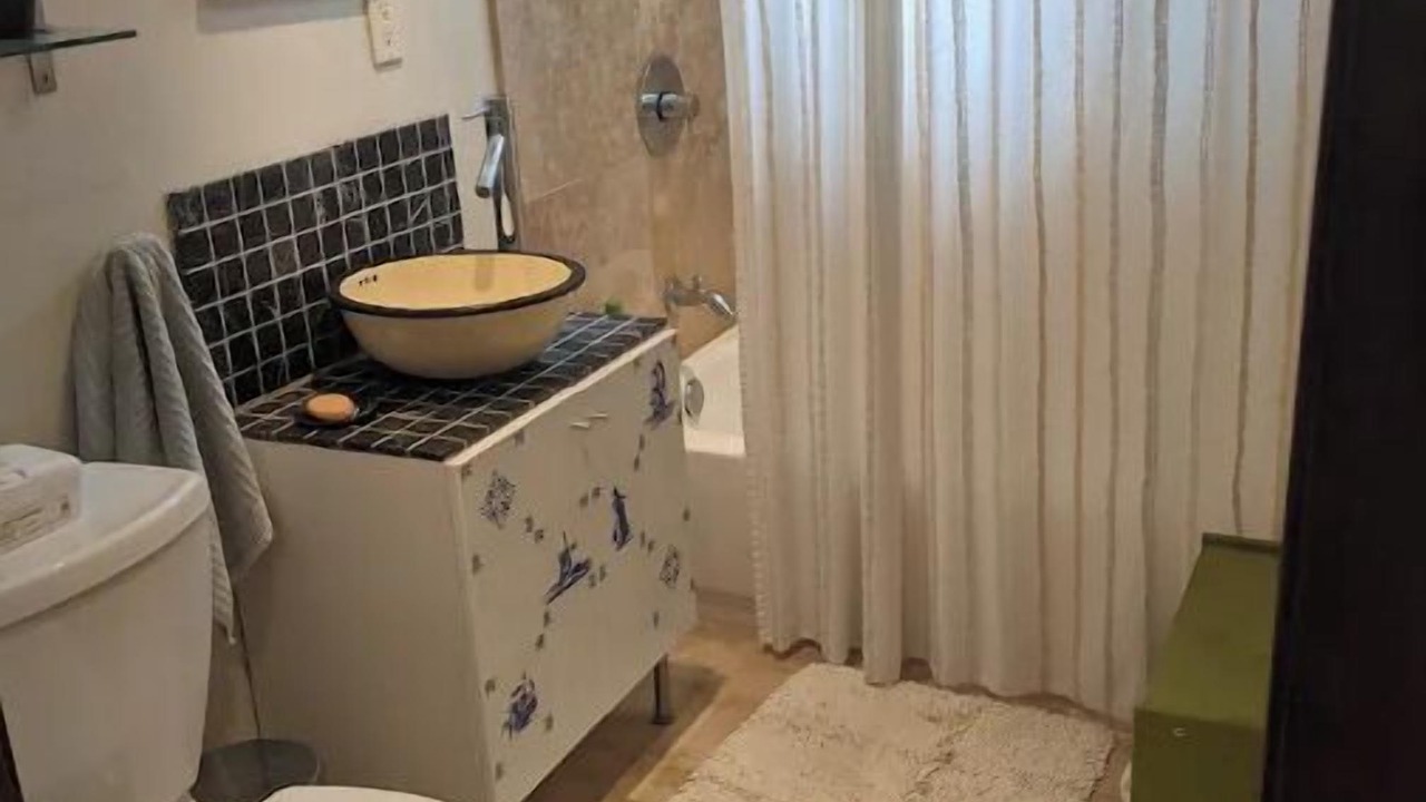 Photo of Bathroom in Richmond Annex