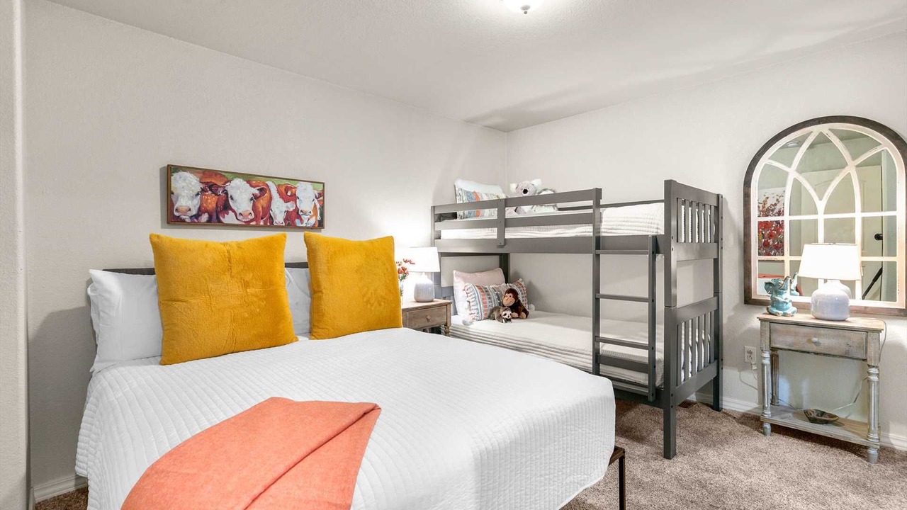 Photo of Bedroom in Branson