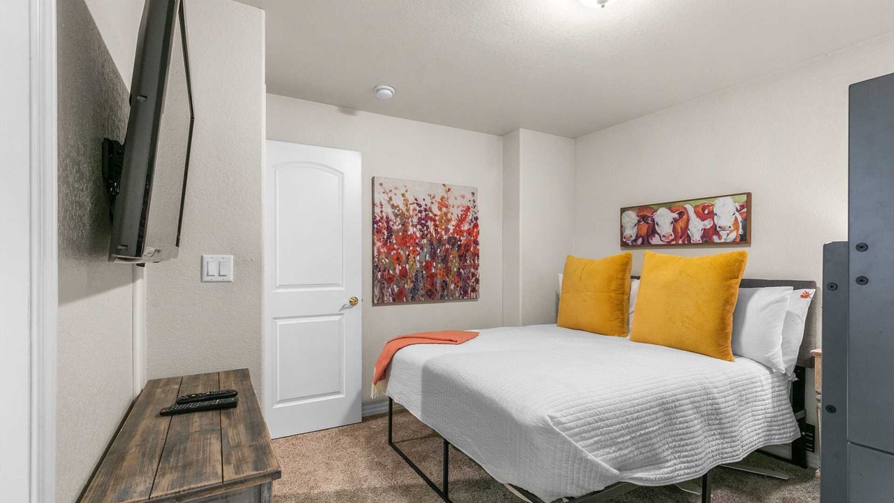 Photo of Bedroom in Branson