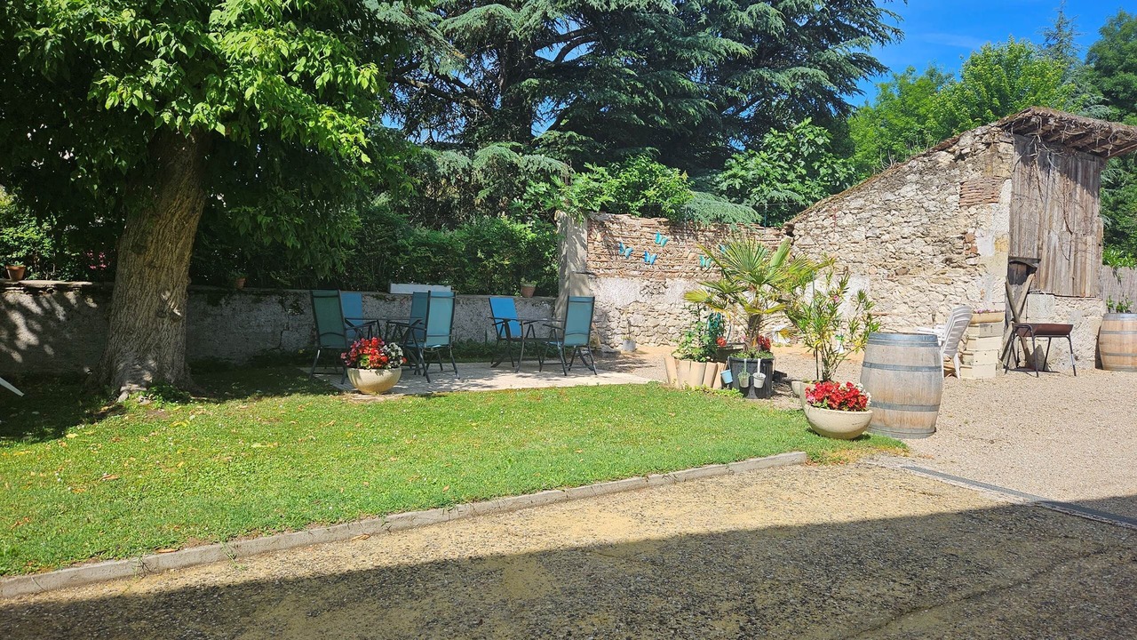Photo of Others in Le Fleix