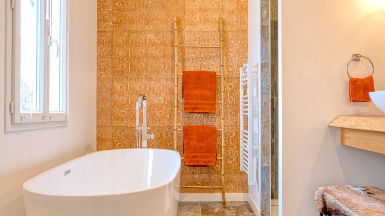 Photo of Bathroom in Montagny-les-Buxy
