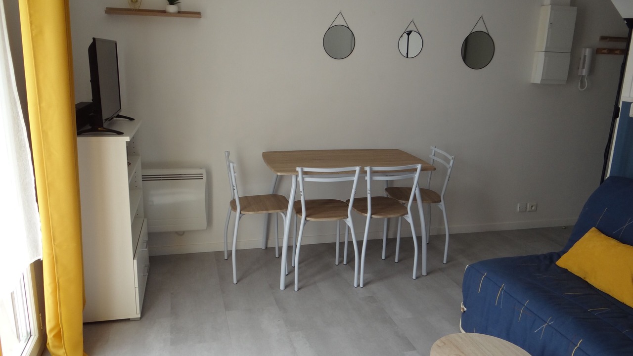 Photo of Livingroom in Saint-Marc-sur-Mer