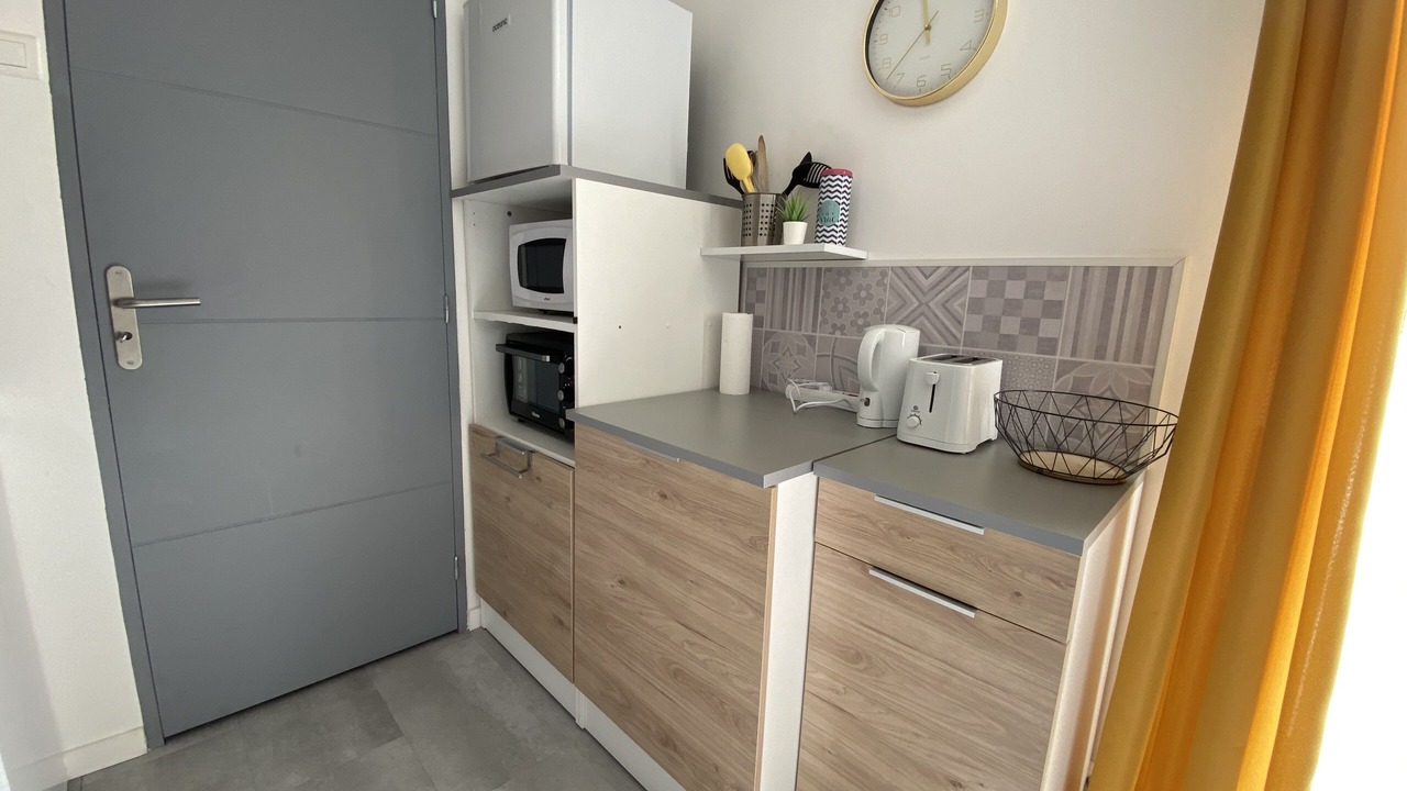 Photo of Kitchen in Saint-Marc-sur-Mer