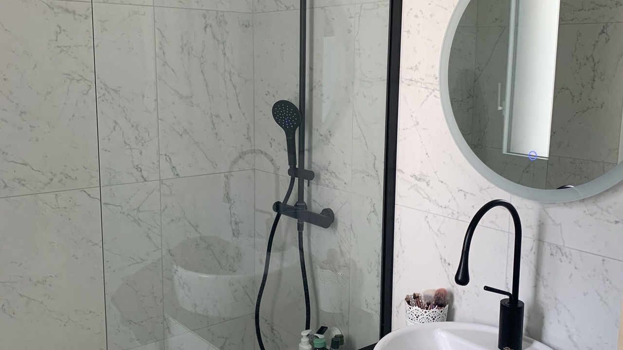 Photo of Bathroom in Trevou-Treguignec