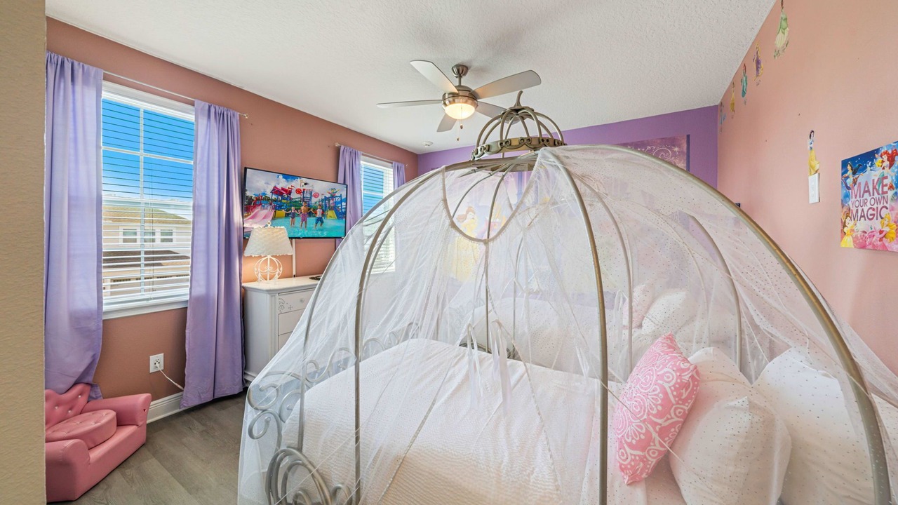Photo of Bedroom in Bay Lake