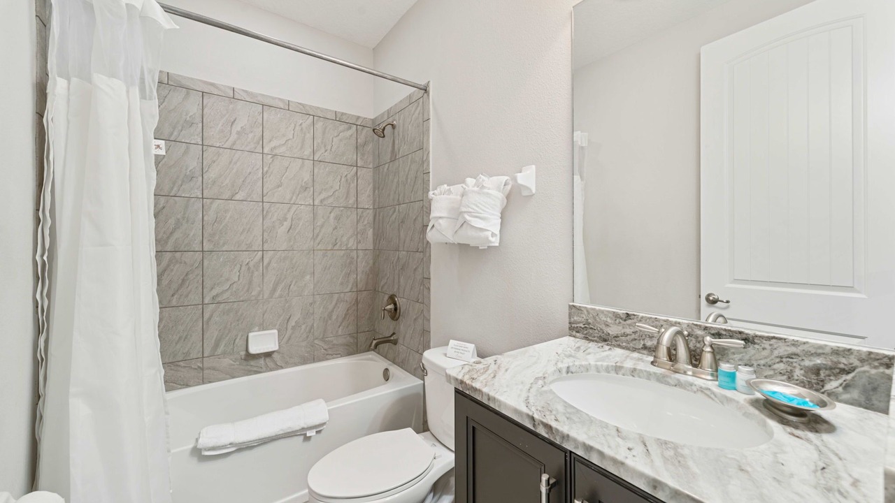 Photo of Bathroom in Bay Lake