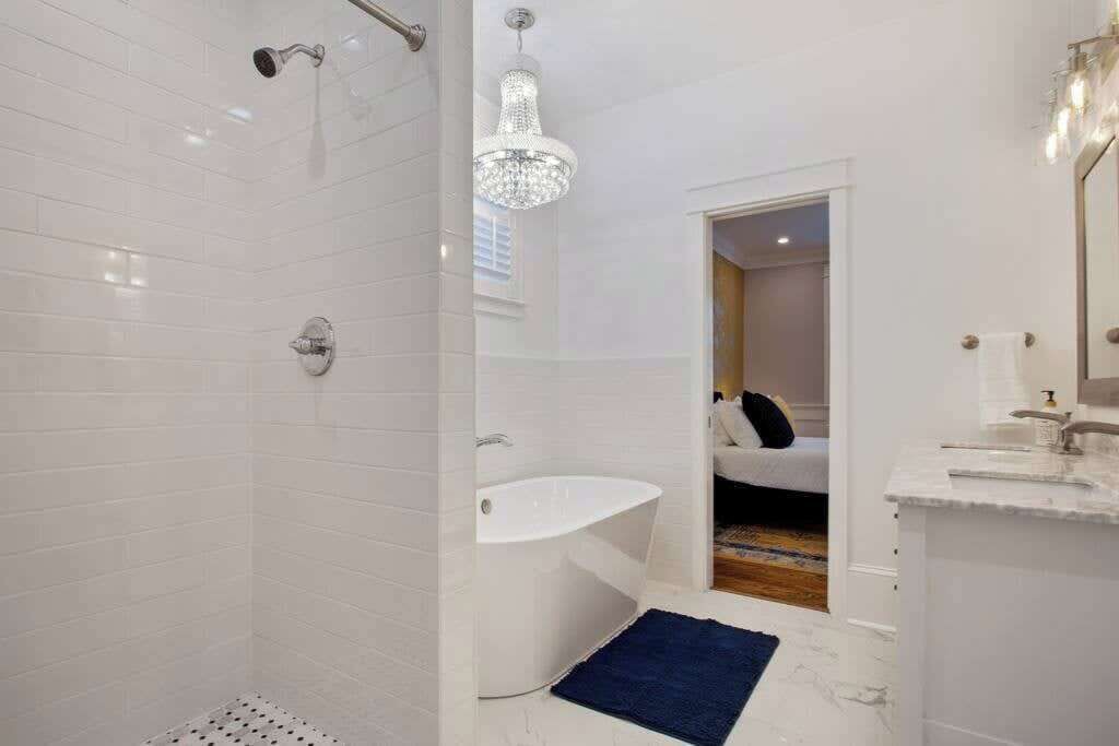 Photo of Bathroom in South 7th Ward