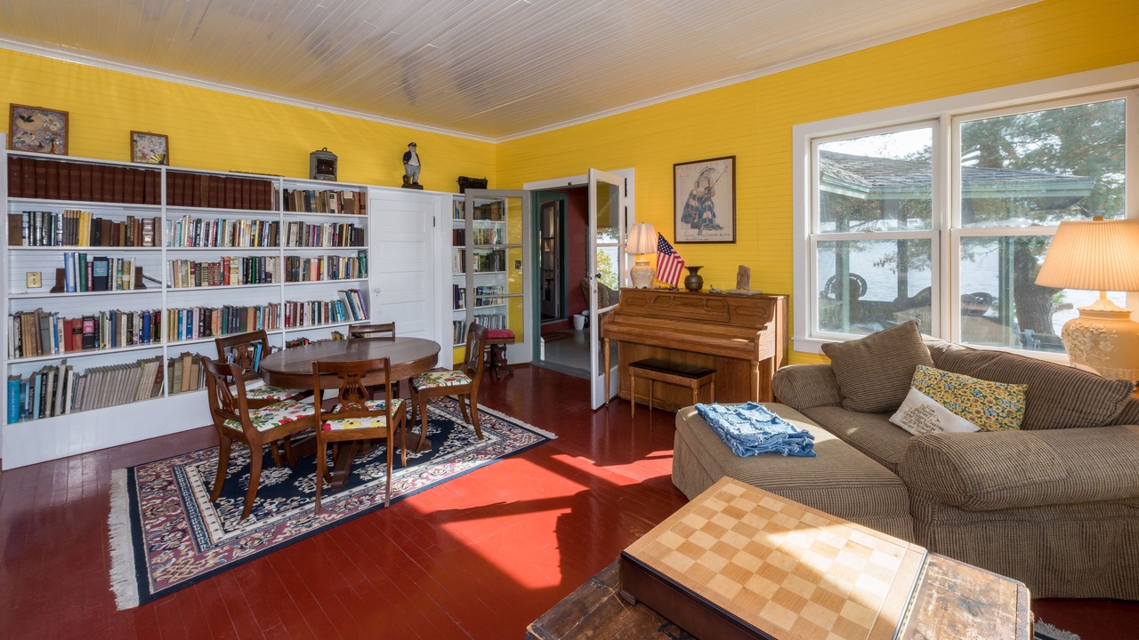 Photo of Livingroom in Clayton