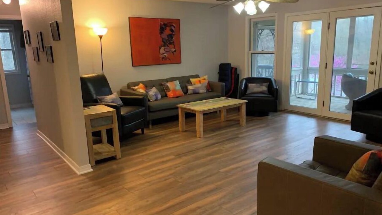 Photo of Livingroom in Cherokee Village