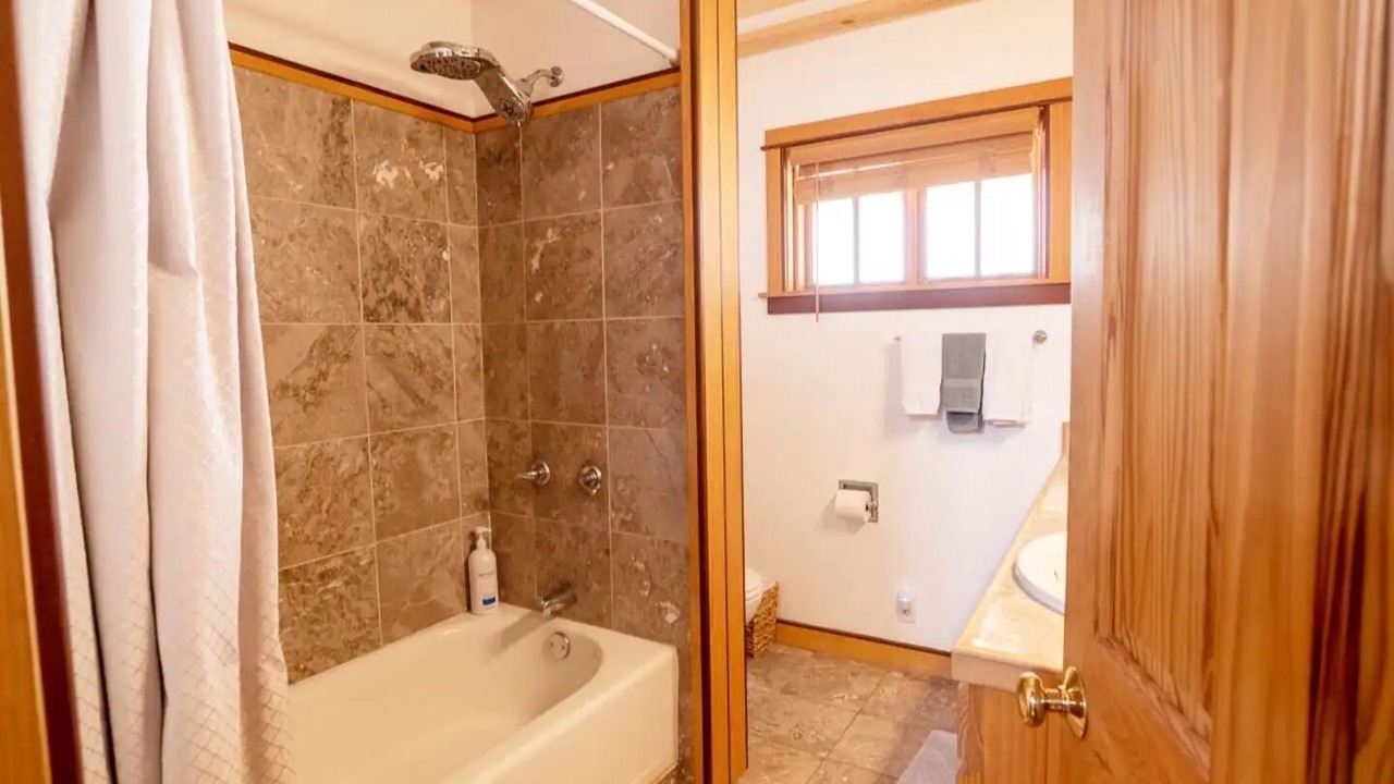 Photo of Bathroom in Bisbee