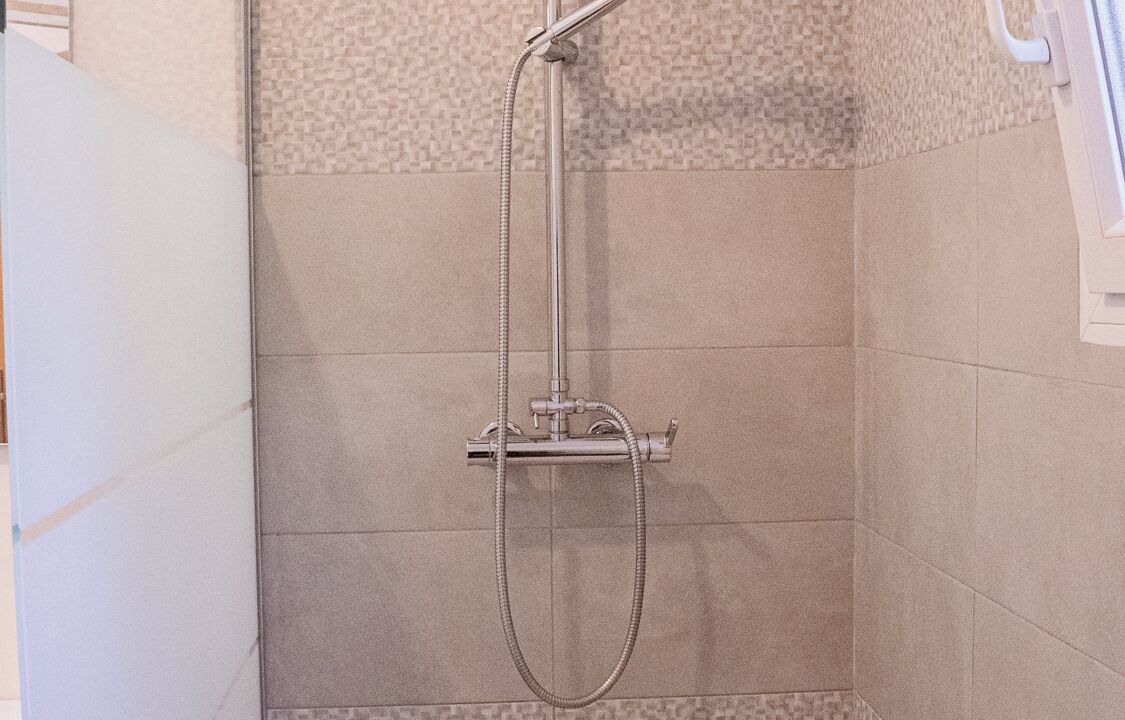 Photo of Bathroom in Beaulieu-sur-Oudon