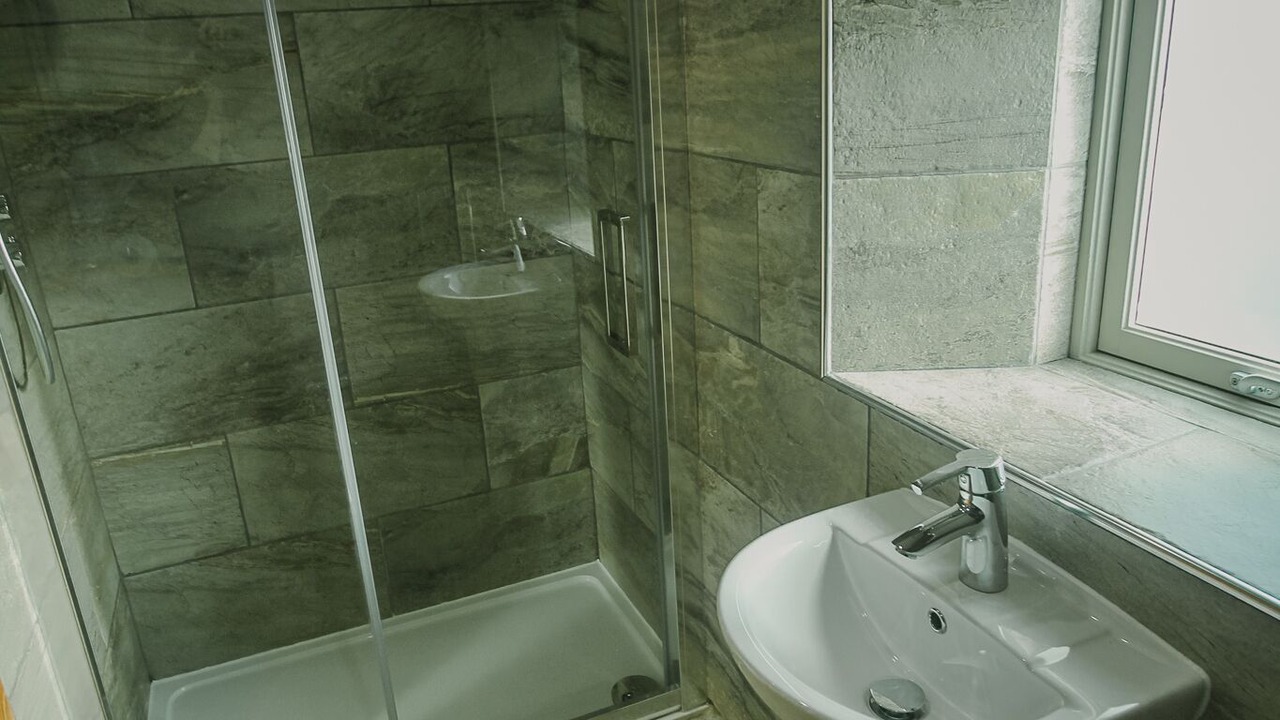 Photo of Bathroom in Litton