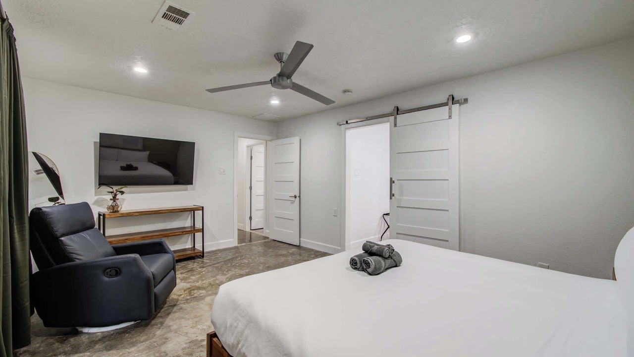 Photo of Bedroom in Westbury