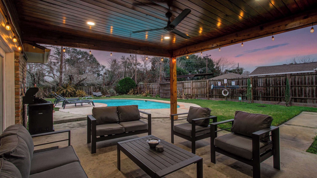 Photo of Outdoor in Westbury