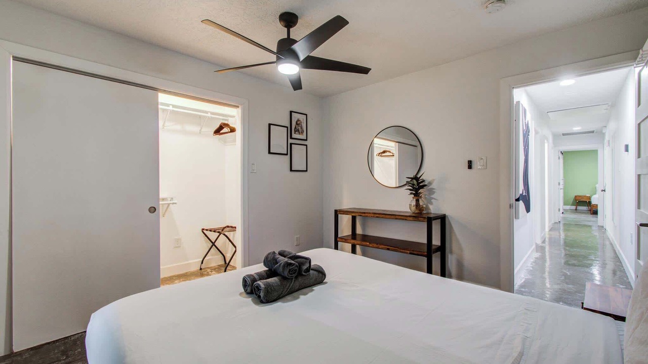 Photo of Bedroom in Westbury