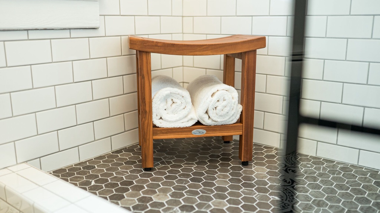 Photo of Bathroom in Appomattox